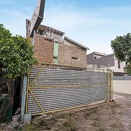 Oyo 90158 Hotel Lendosis Perintis Kemerdekaan Palembang Dış mekan fotoğraf