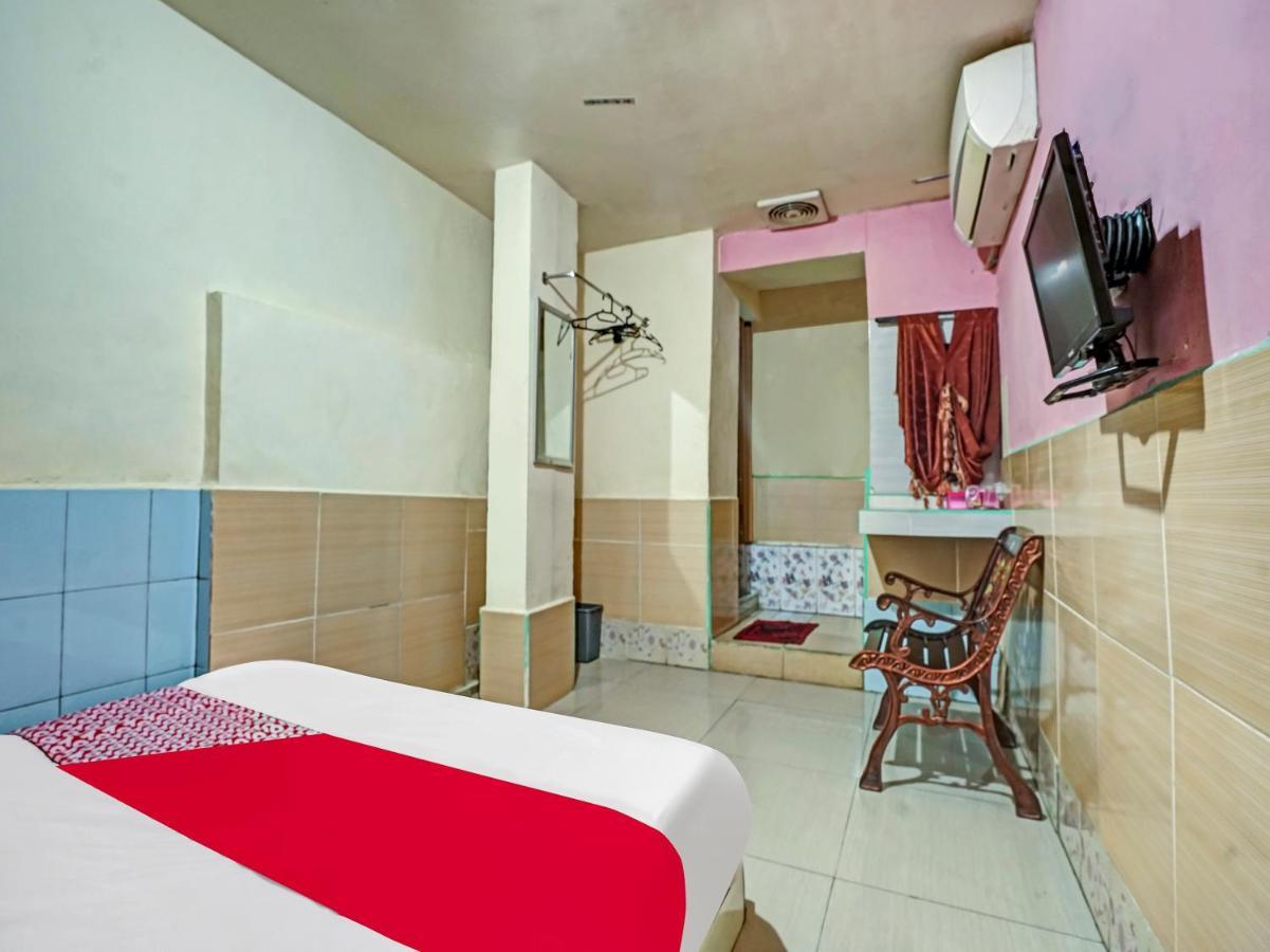 Oyo 90158 Hotel Lendosis Perintis Kemerdekaan Palembang Dış mekan fotoğraf