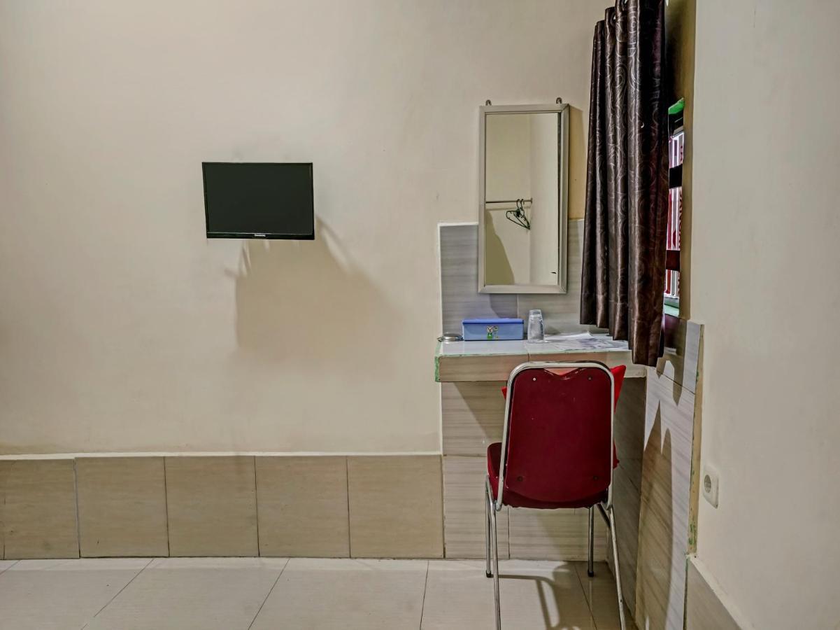 Oyo 90158 Hotel Lendosis Perintis Kemerdekaan Palembang Dış mekan fotoğraf