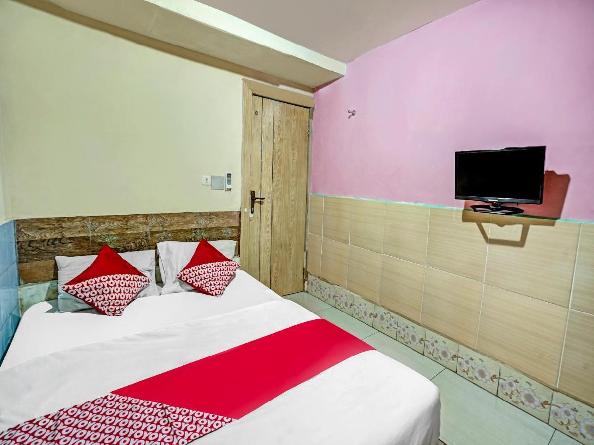 Oyo 90158 Hotel Lendosis Perintis Kemerdekaan Palembang Dış mekan fotoğraf
