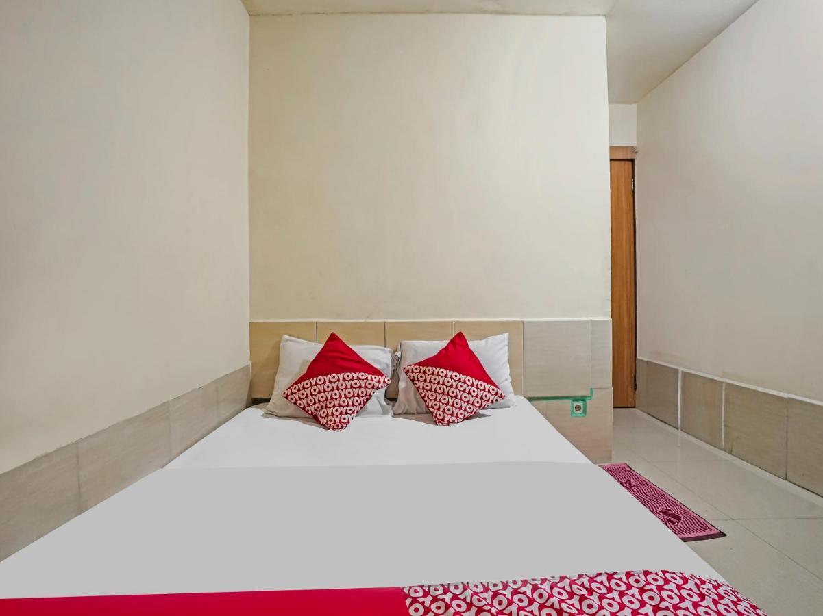 Oyo 90158 Hotel Lendosis Perintis Kemerdekaan Palembang Dış mekan fotoğraf