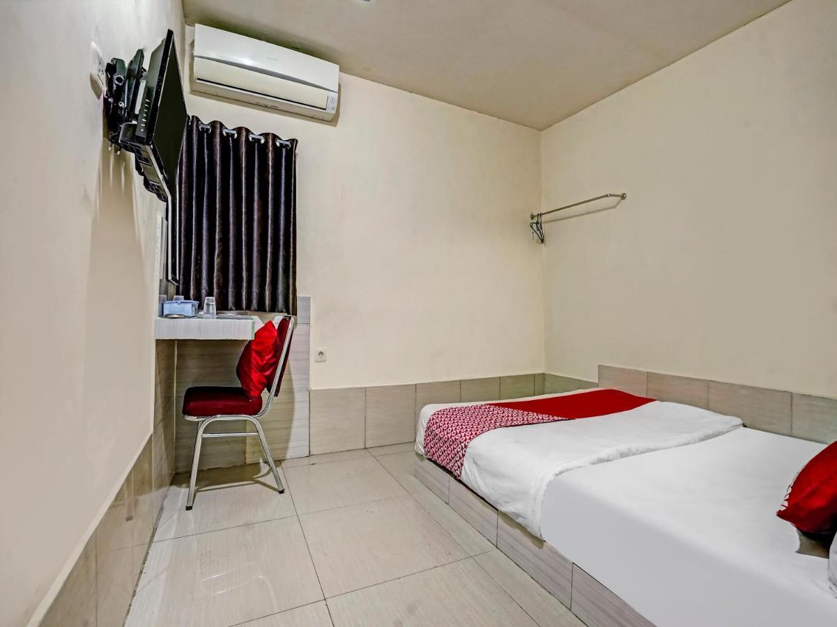Oyo 90158 Hotel Lendosis Perintis Kemerdekaan Palembang Dış mekan fotoğraf